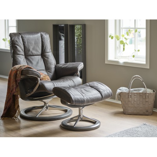 FAUTEUIL MAYFAIR STRESSLESS AVEC REPOSE PIEDS PIEDS CROSS OU SIGNATURE  (en cuir paloma ou cori)