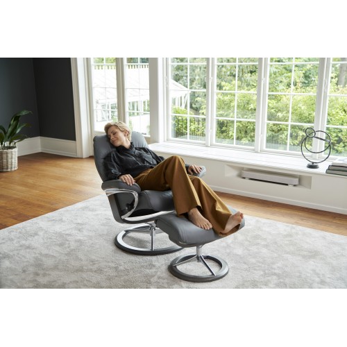 FAUTEUIL SUNRISE STRESSLESS PIEDS CROSS/SIGNATURE  (cuir paloma)
